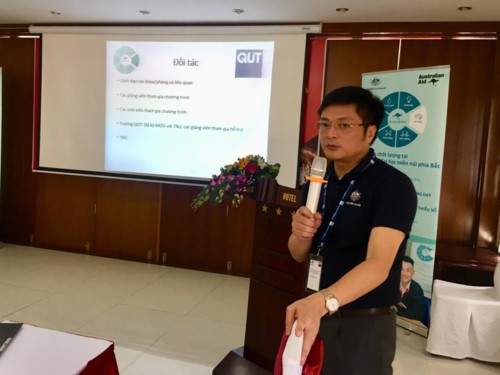 Mr. Do Anh Tai presented on a reform project at the University of Economics and Business Administration (Thai Nguyen University)