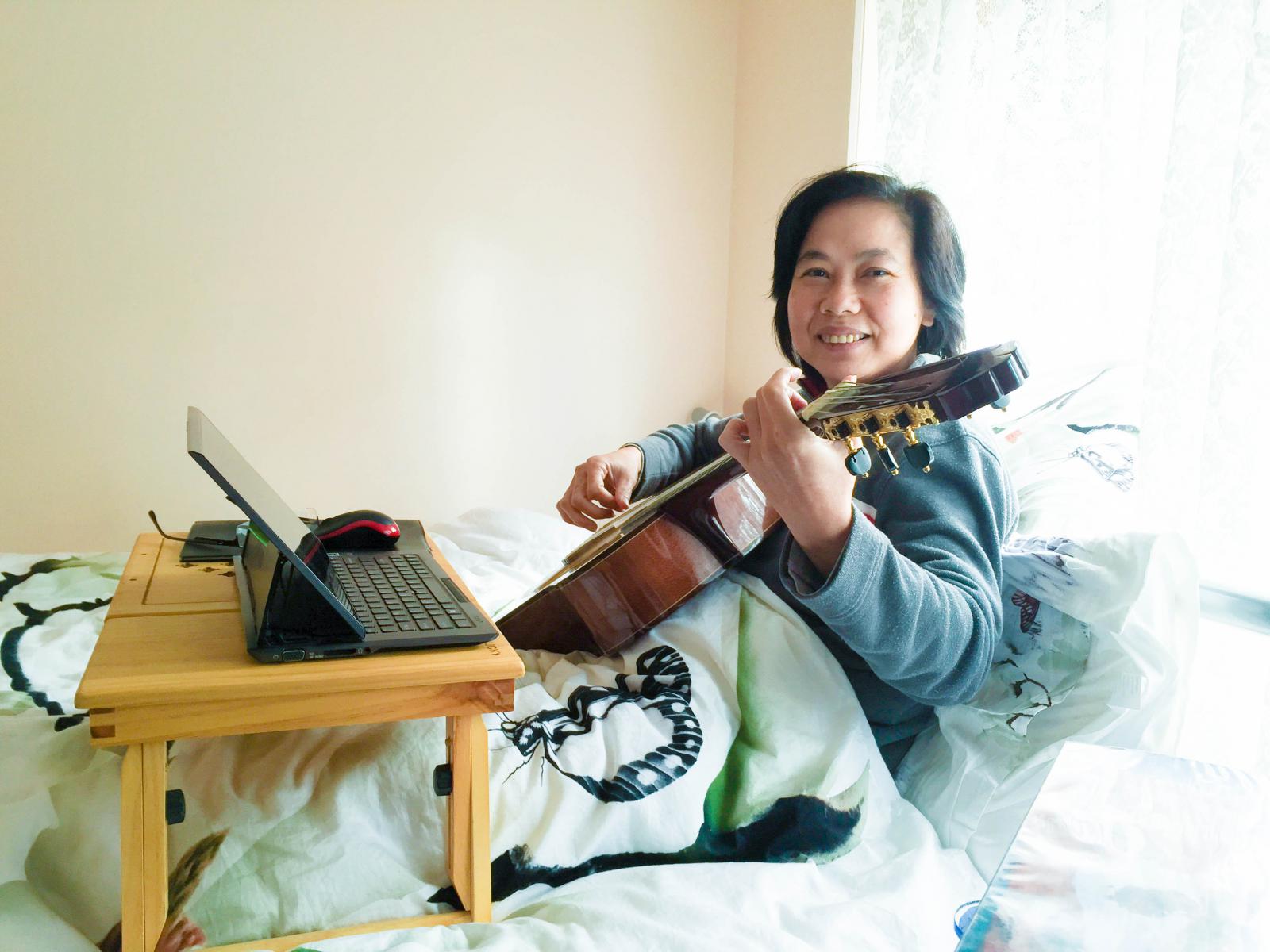 dr20vo20thi20hoang20yen20and20her20musical20talent-1 Dr Vo Thi Hoang Yen and her musical talent