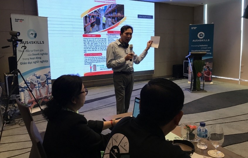 nguyen20van20cu20presenting20at20an20inclusive20vocation20education20for20people20with20disability Nguyen Van Cu presenting at an inclusive vocation education for people with disability.