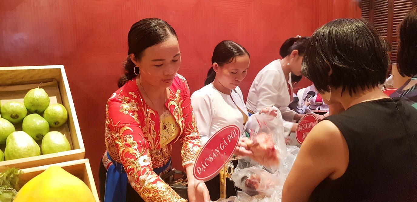 this20is20also20an20opportunity20for20ethnic20minority20women20to20present20their20start-up20products This is also an opportunity for ethnic minority women to present their start-up products