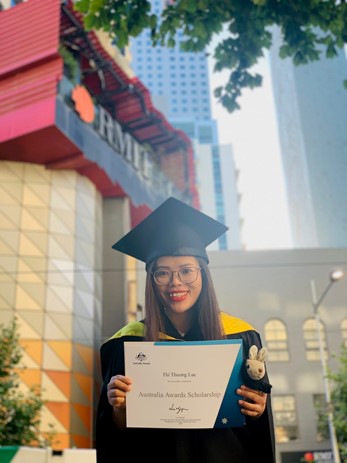Thuong continued to strive for an AAS and earned her a Master degree in Public Policy from RMIT University.